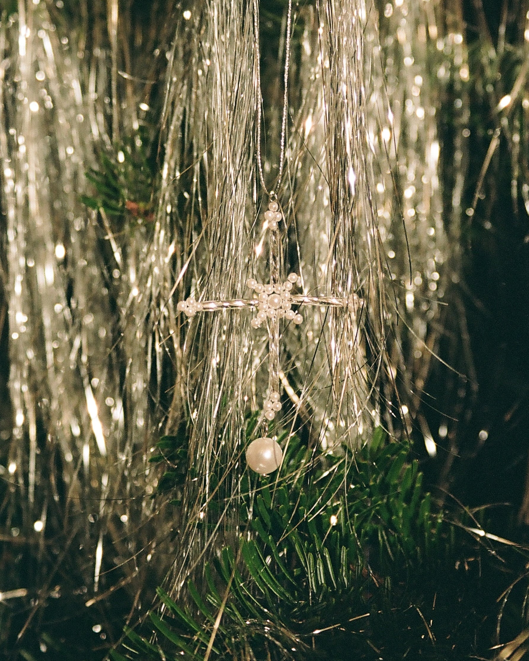 Lumora Ornament No.3